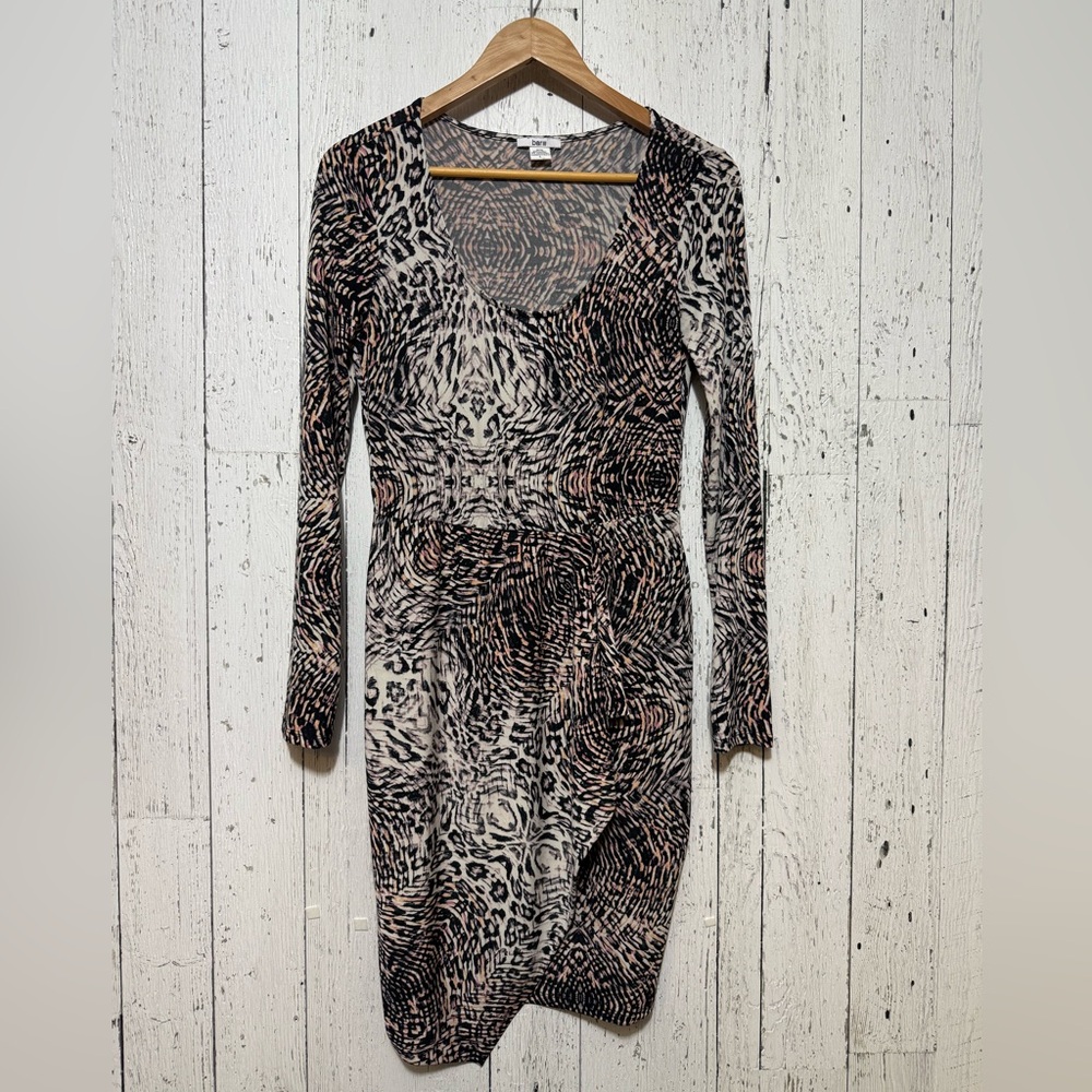 Bar III Black and Cream Long Sleeve Dress